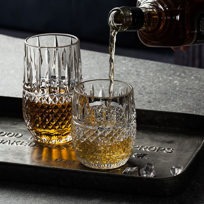 Kreativt europeisk whiskyglass