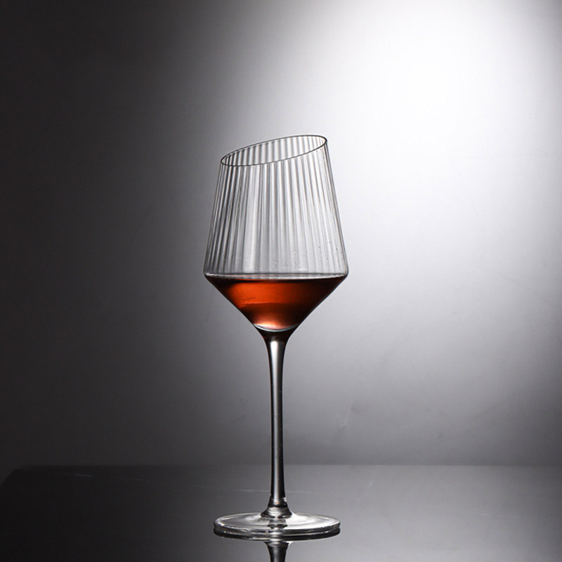 Skrå kant Vertikalt mønster Glass Vinglass